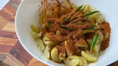 Winter mixed vegetable and amla pickle in mustard oil 7
